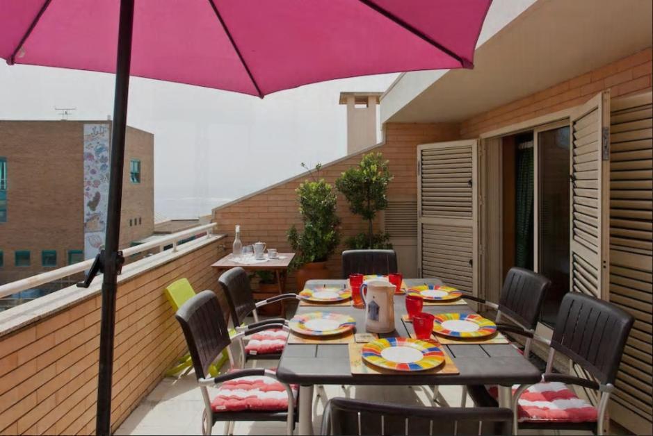Aguda Beachfront Apartment Eksteriør bilde